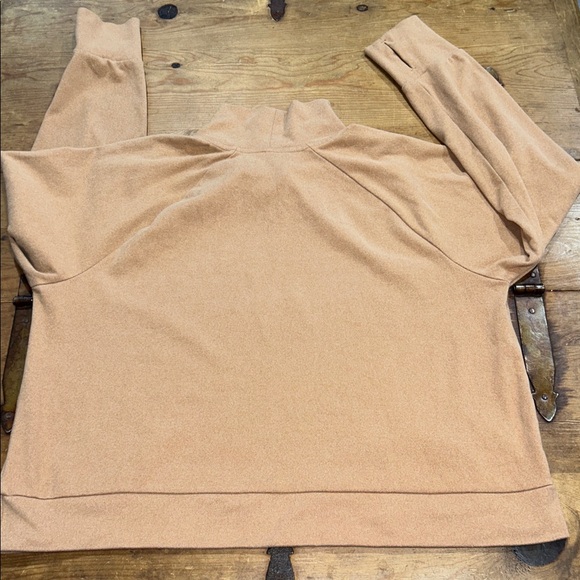 Kyodan Women’s Camel Cowl Neck Long Sleeve Top – Soft Knit Pullover – Size XXL - Picture 7 of 7